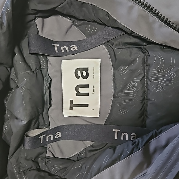 TNA Parka - Picture 3 of 4